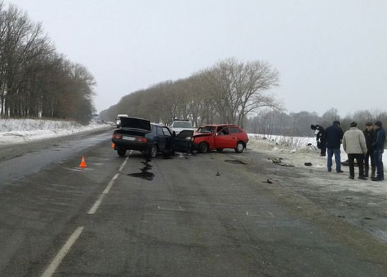 Очередное ДТП на Сумщине - пострадали водитель и два его пассажира (ФОТО)